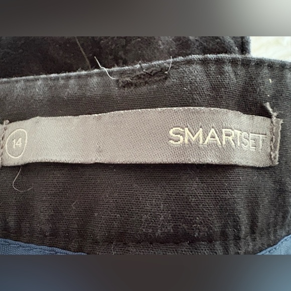 Women’s Black Dress Pants - Picture 2 of 2